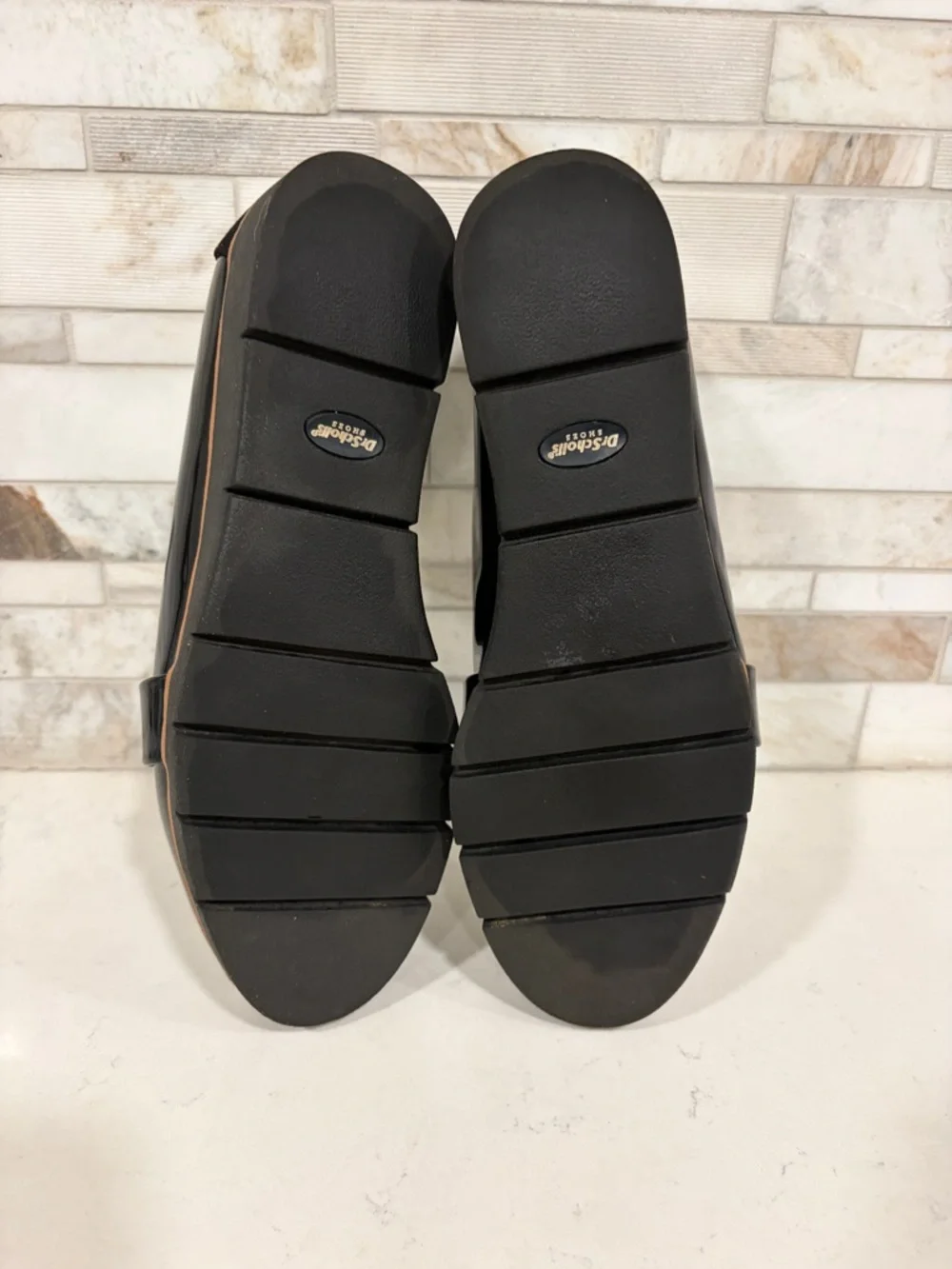 Dr. Scholl's Black Patent Leather and Suede Slip-On Loafer with Tan Trim Sz 9